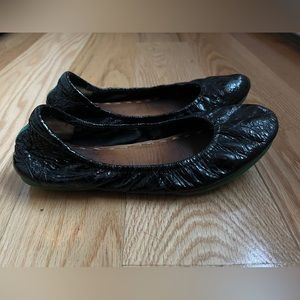 Tieks Obsidian Black Croc Size 7